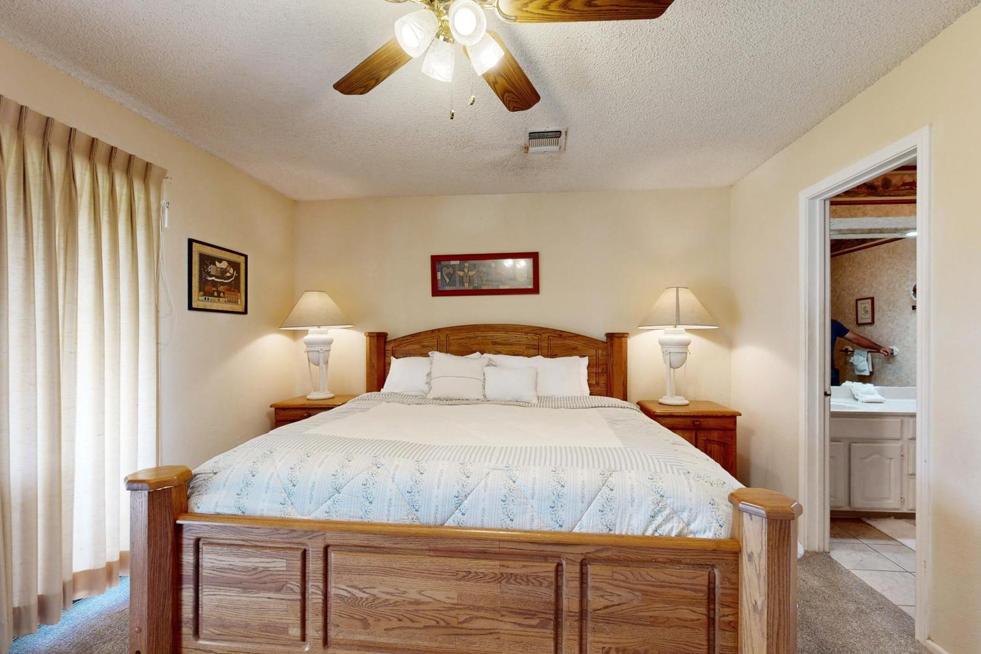 Condo On The Green Canyon Lake Exterior foto